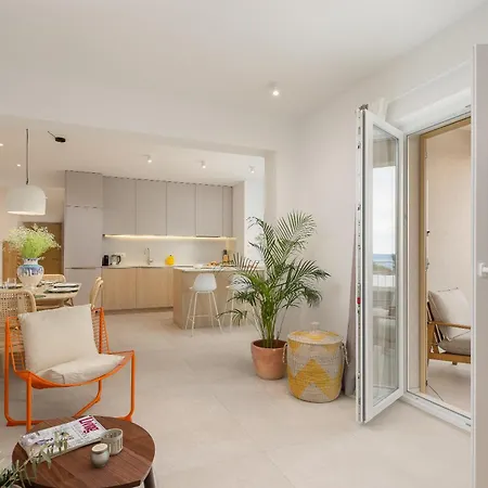 Vila Summer House Lea - With Heated Pool And Sea View *