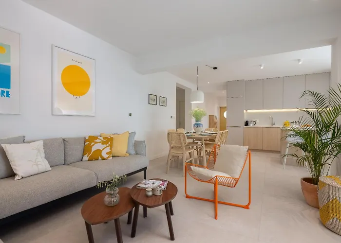 Βίλα Summer House Lea - With Heated Pool And Sea View